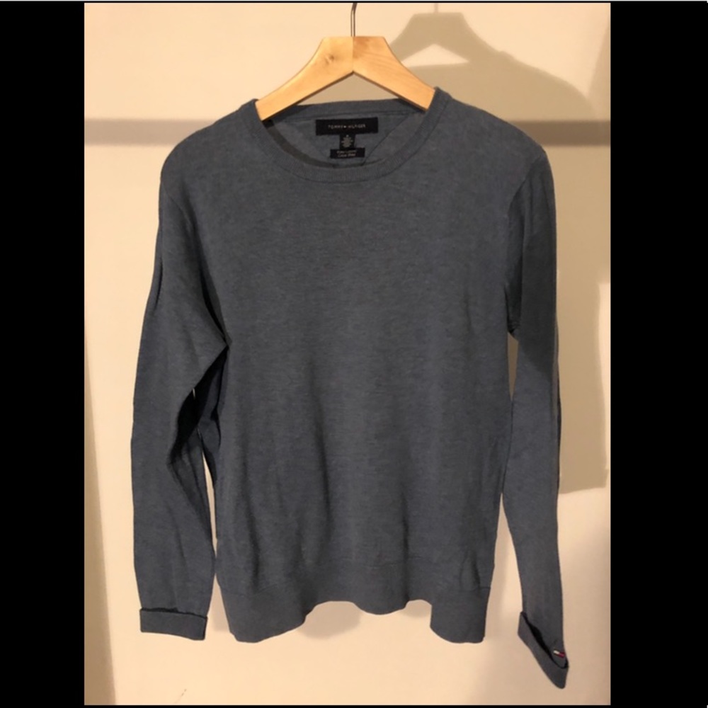 Blue sweater TH